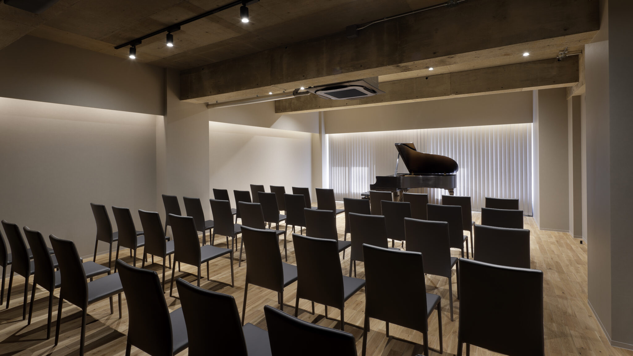 左京区 CREATIVE BASE ANONYM
